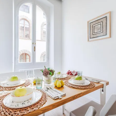 Casa Joyce Lucca